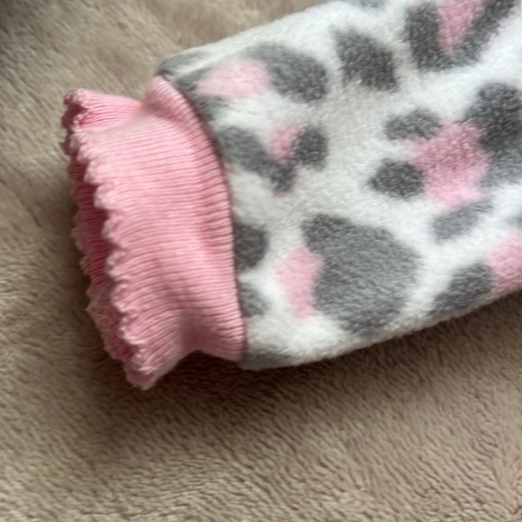 Garanimals 0-3 month girl sleeper and Little Giraffe 3-6 month pink one-piece - Picture 4 of 4